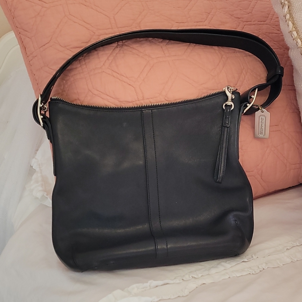 COACH SHOULDER BAG